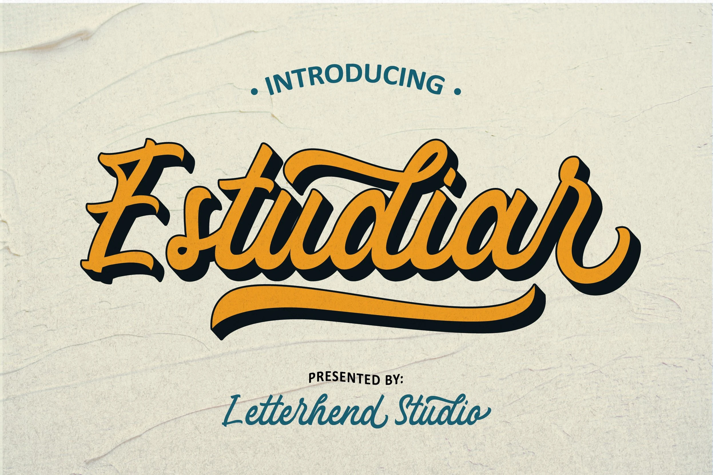Estudiar Font in bold connected script lettering with a strong rightward slant, high contrast, and a decorative final-letter swash.